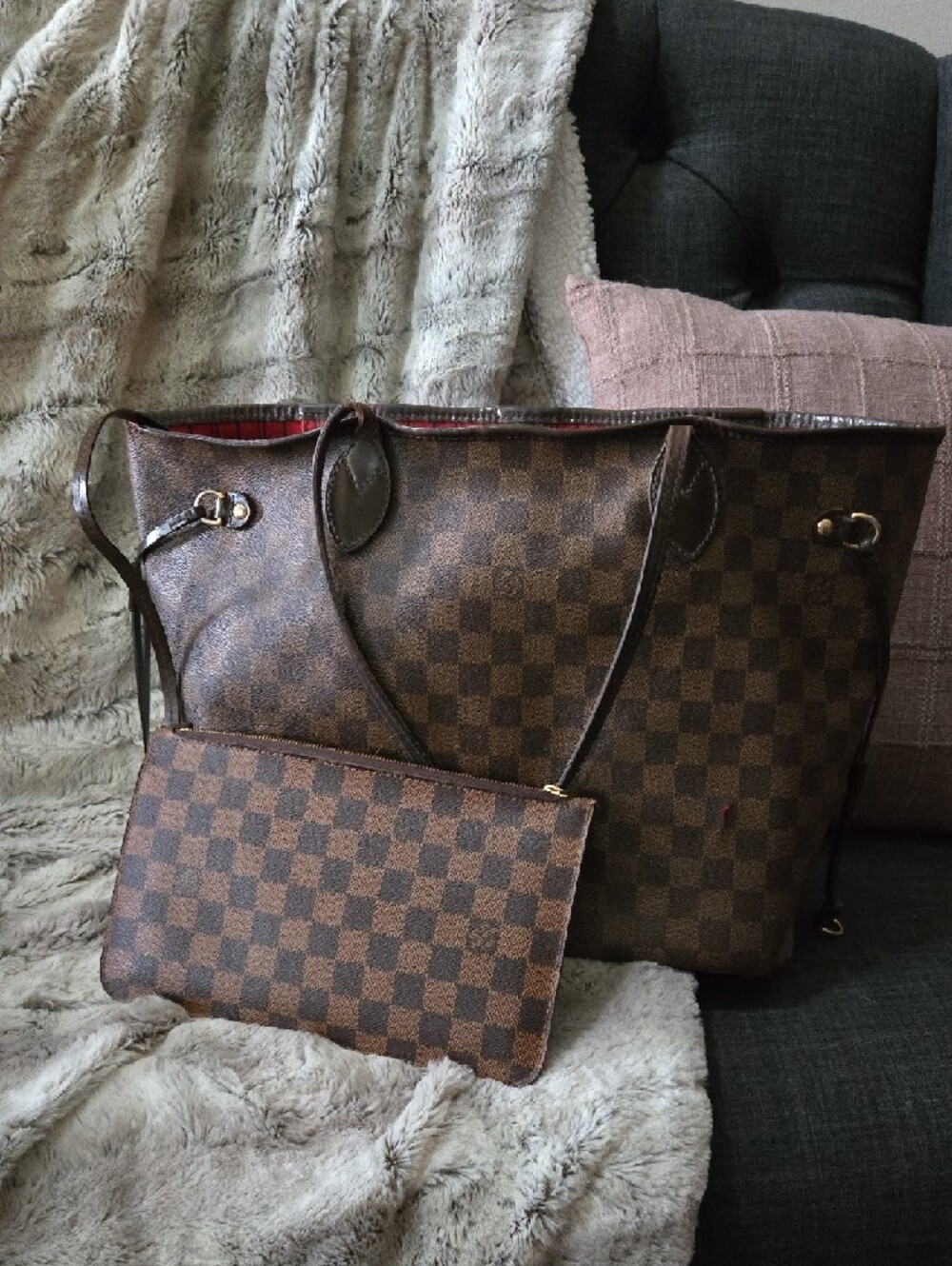 Louis Vuitton Damier Ebene Neverfull MM *read* - Picture 4 of 15